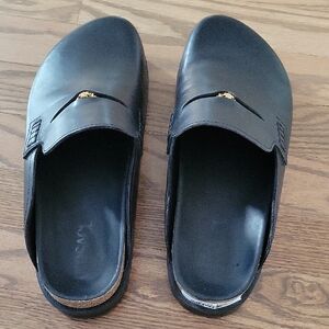 Versace ,men,Black Loafers with Minimalist Design and Cushioned Sole